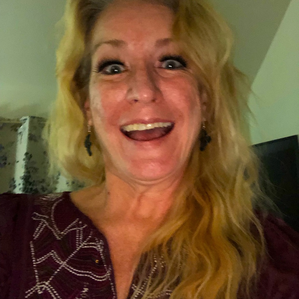 Meet your Posher, Kelly